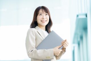 ホームページ制作依頼ガイド記事のイメージ