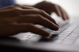 WordPress高速化プラグイン記事のイメージ